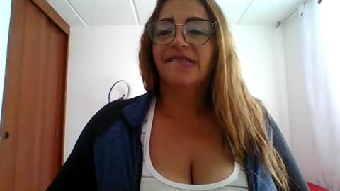 Rossana  online show from March 2, 2025, 3:05 pm