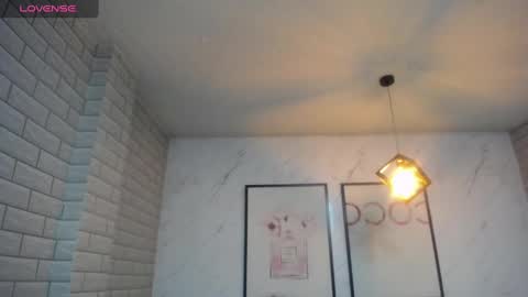 rosse jeane v online show from January 27, 2025, 8:07 pm