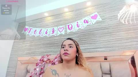 Snapshot of rossy_roose chatting on February 16, 2026, 7:32 pm Rossy online show from February 16, 2026, 7:32 pm