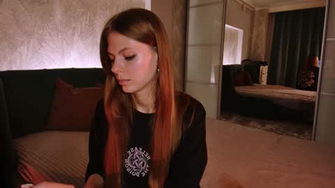 Snapshot of rosy_black_ chatting on February 3, 2025, 5:24 pm rosy_black_ online show from February 3, 2025, 5:24 pm