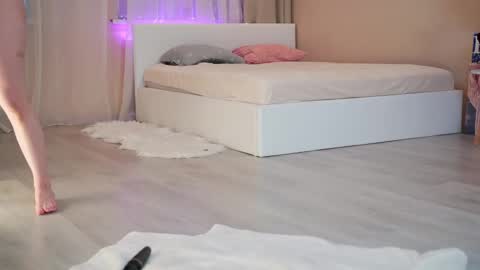 Snapshot of rosyemily chatting on February 22, 2025, 10:40 am Hi Im Maria Check my Bio online show from February 22, 2025, 10:40 am