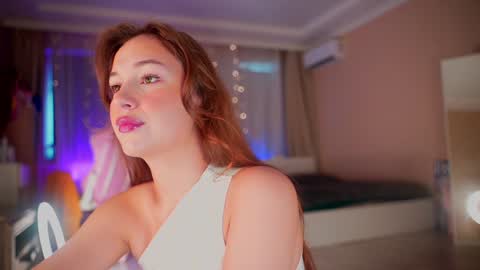 Snapshot of rosyemily chatting on September 14, 2025, 7:51 am Hi Im Maria Check my Bio online show from September 14, 2025, 7:51 am