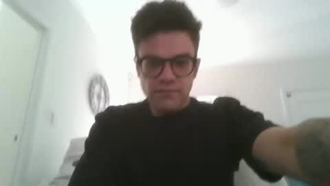 Snapshot of rosyred2024 chatting on June 1, 2026, 12:01 am rosyred2024 online show from June 1, 2026, 12:01 am