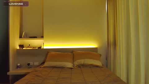 roter_rita online show from March 12, 2026, 7:25 am