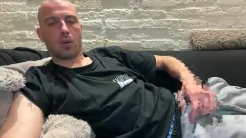 rotteei1 online show from March 23, 2026, 8:24 pm