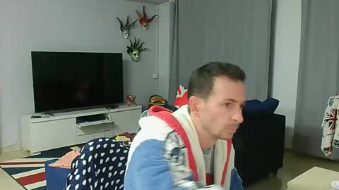 roubarixx online show from November 26, 2025, 8:15 am