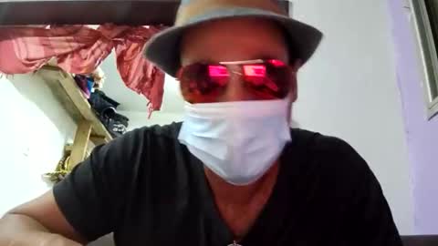 round1fiight online show from October 15, 2025, 7:14 pm
