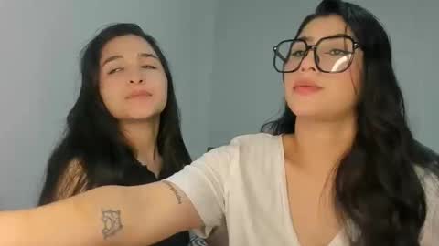 rous_and_sweet09 online show from May 19, 2026, 3:13 am