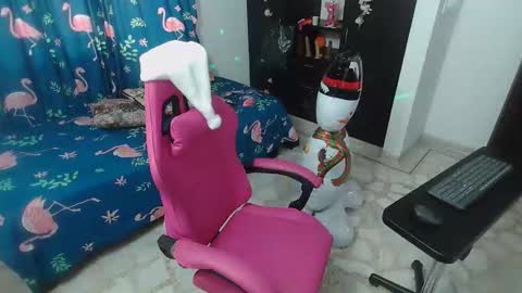 rous_kinky online show from December 17, 2025, 1:17 pm