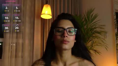 Snapshot of rouse_leon chatting on October 5, 2025, 7:50 am Rouse leon online show from October 5, 2025, 7:50 am