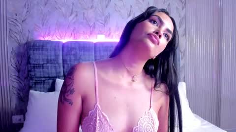 Snapshot of rouse_lia chatting on March 4, 2026, 4:57 pm R O S E L I A online show from March 4, 2026, 4:57 pm