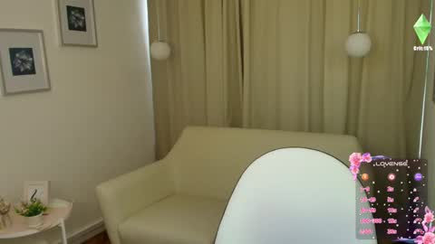 Rousee online show from November 15, 2025, 12:13 pm