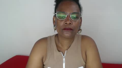 luxa online show from December 11, 2024, 12:34 pm