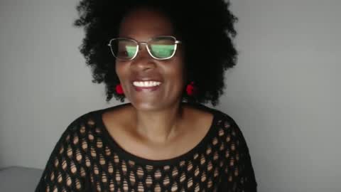 luxa online show from January 17, 2025, 12:31 pm