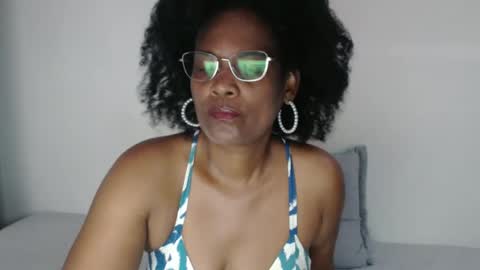 luxa online show from January 18, 2025, 12:47 pm