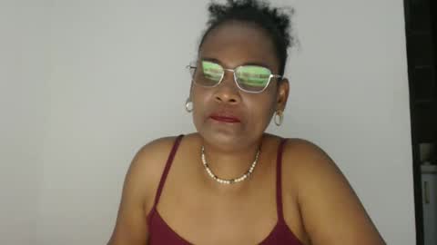 luxa online show from November 6, 2025, 9:59 pm