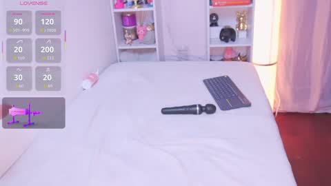 Rousse 3 online show from April 12, 2026, 11:32 pm