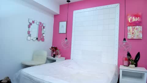 Rousse  online show from March 27, 2026, 1:33 am