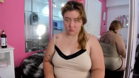 Snapshot of rousse_millers chatting on May 16, 2026, 4:06 pm Rousse online show from May 16, 2026, 4:06 pm
