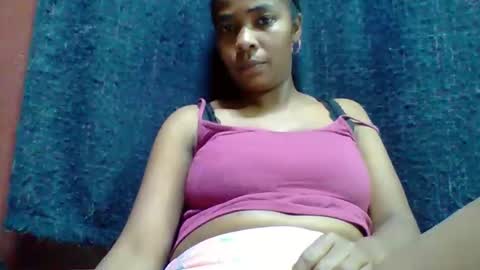 Snapshot of rovaelyah chatting on September 23, 2025, 5:38 pm rovaelyah online show from September 23, 2025, 5:38 pm