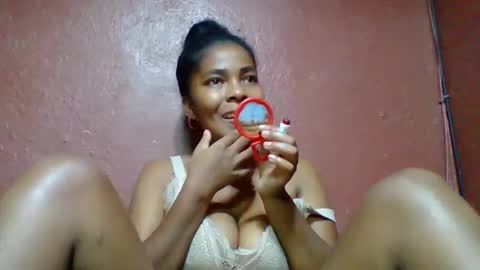 Snapshot of rovaelyah chatting on November 3, 2025, 3:41 am rovaelyah online show from November 3, 2025, 3:41 am