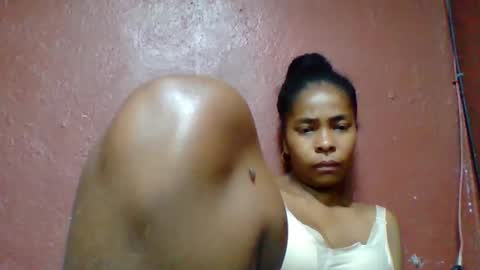 Snapshot of rovaelyah chatting on November 4, 2025, 3:49 am rovaelyah online show from November 4, 2025, 3:49 am