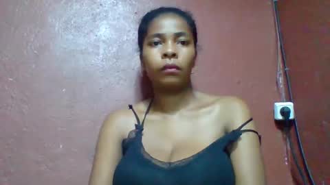 Snapshot of rovaelyah chatting on November 24, 2025, 2:28 pm rovaelyah online show from November 24, 2025, 2:28 pm