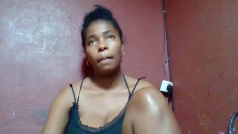 rovaelyah online show from February 1, 2026, 7:18 am