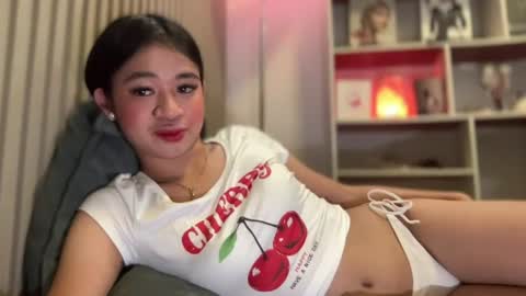 roweena online show from June 16, 2026, 3:47 pm