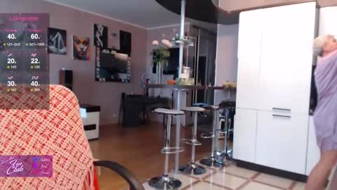 Roxana online show from October 16, 2025, 7:31 am