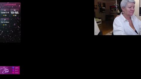 Roxana online show from November 10, 2025, 1:54 pm