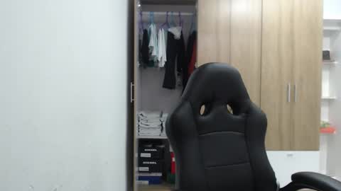 Roxana online show from February 18, 2026, 8:27 pm