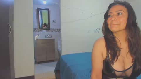 Snapshot of roxanasexy2025 chatting on February 27, 2025, 11:52 am roxanasexy2025 online show from February 27, 2025, 11:52 am