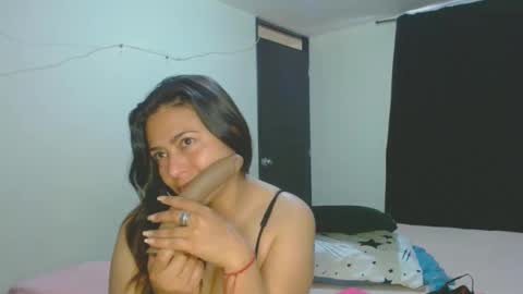 Snapshot of roxanasexy2025 chatting on September 24, 2025, 12:52 pm roxanasexy2025 online show from September 24, 2025, 12:52 pm
