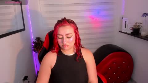 Snapshot of roxanne_morelli chatting on March 31, 2026, 12:27 pm roxanne online show from March 31, 2026, 12:27 pm