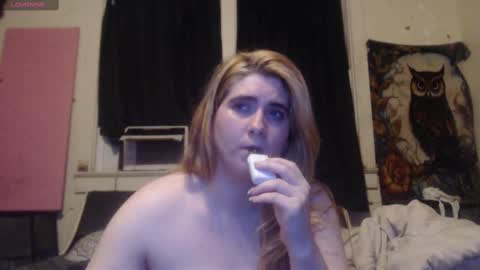 Snapshot of roxanneroulette chatting on September 28, 2025, 4:07 am Silver online show from September 28, 2025, 4:07 am