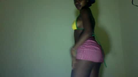 Roxilita online show from June 18, 2026, 2:54 pm