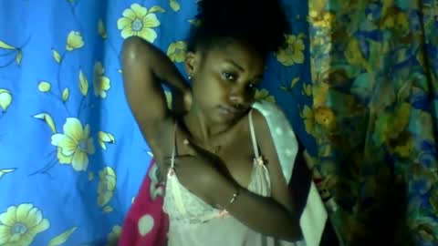 Roxilita online show from July 1, 2026, 11:48 pm
