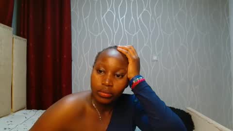 Roxy online show from January 16, 2026, 7:18 pm