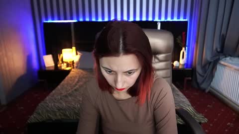roxy_rayy online show from January 28, 2025, 2:31 pm