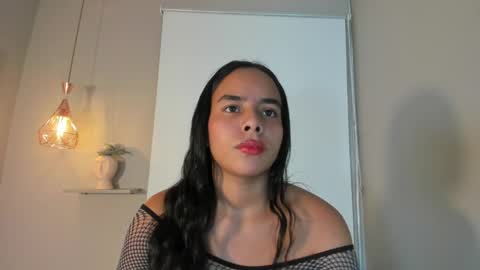 roxy_stone1 online show from May 29, 2026, 7:56 pm