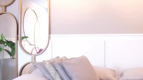 Snapshot of roxy_vega chatting on October 8, 2025, 12:14 pm Roxy  online show from October 8, 2025, 12:14 pm