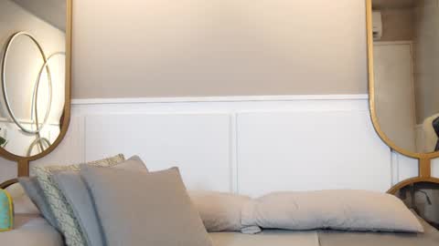 Snapshot of roxy_vega chatting on October 25, 2025, 12:02 pm Roxy  online show from October 25, 2025, 12:02 pm