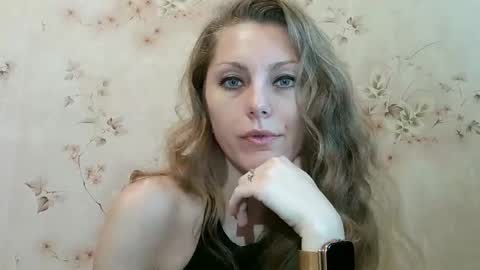 roxyfox18x01 online show from February 27, 2026, 6:13 am