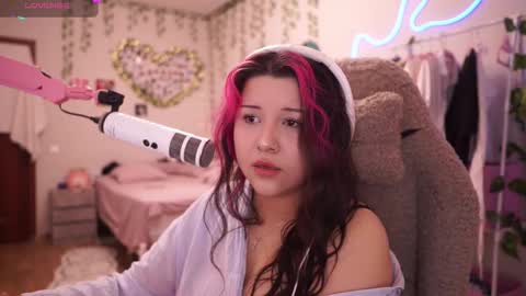 roxysuh online show from March 28, 2026, 8:14 am