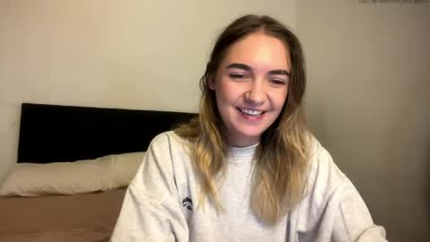 Roxy online show from May 1, 2026, 12:43 pm