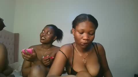 Snapshot of royal_goddes chatting on February 5, 2026, 11:31 pm goddes online show from February 5, 2026, 11:31 pm