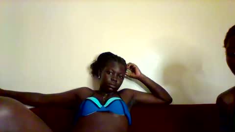 Ivy online show from September 13, 2025, 7:13 pm