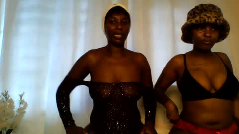 Snapshot of royal_petite10 chatting on June 2, 2026, 11:34 am kate online show from June 2, 2026, 11:34 am