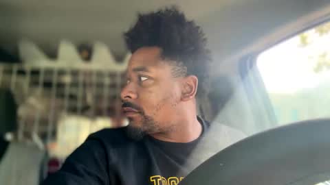 Royal SF online show from September 27, 2025, 5:18 pm